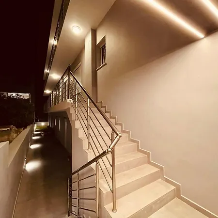 Apartment Your Place !! - 302